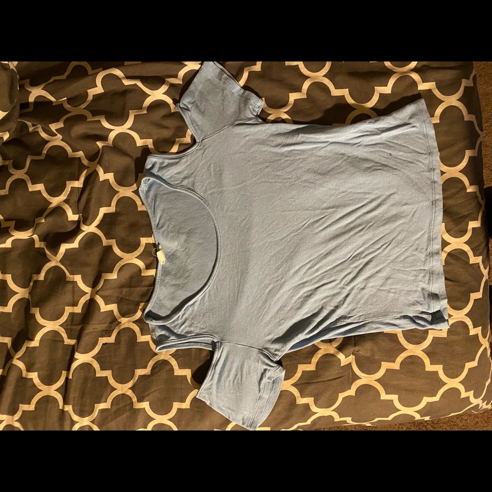 Cold shoulder top